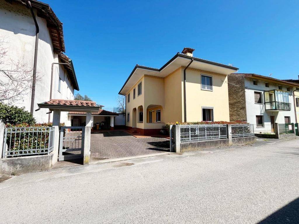 Casa indipendente a Savogna d'isonzo in VIA JAKIL, 6 - Foto 3