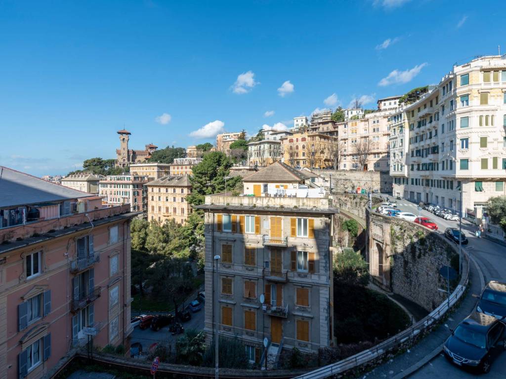 Appartamento a Genova in Via Paride Salvago - Foto 3
