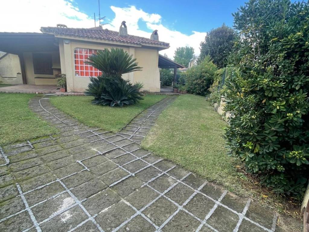 Villa a San felice circeo in Viale Europa - Foto 2