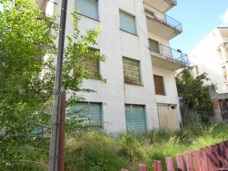 Palazzo / stabile a Nuoro - Foto 4