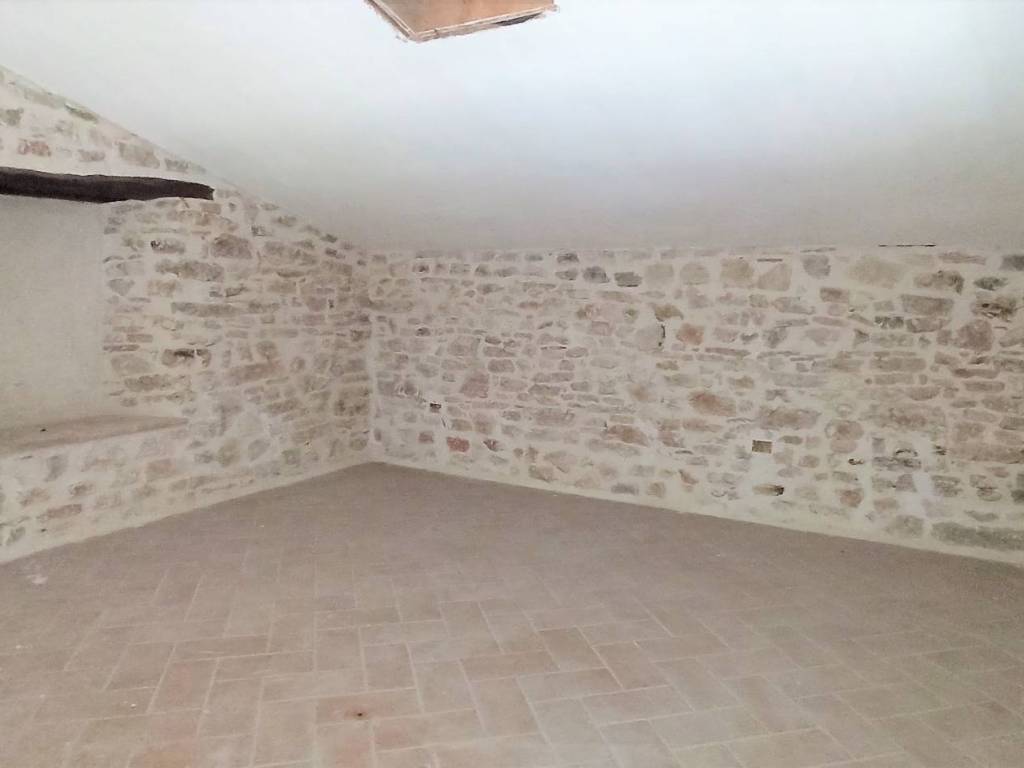 Appartamento a Arrone in Frazione Castiglioni - Foto 5