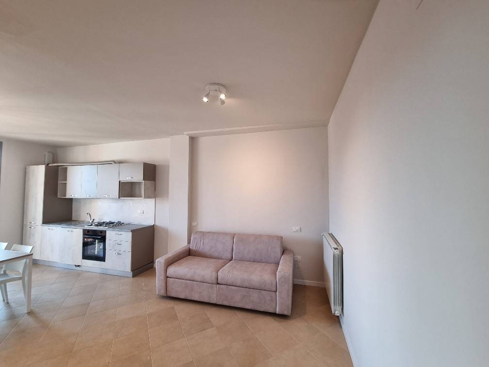 Appartamento a Viadana in Via Cesare Aroldi - Foto 3