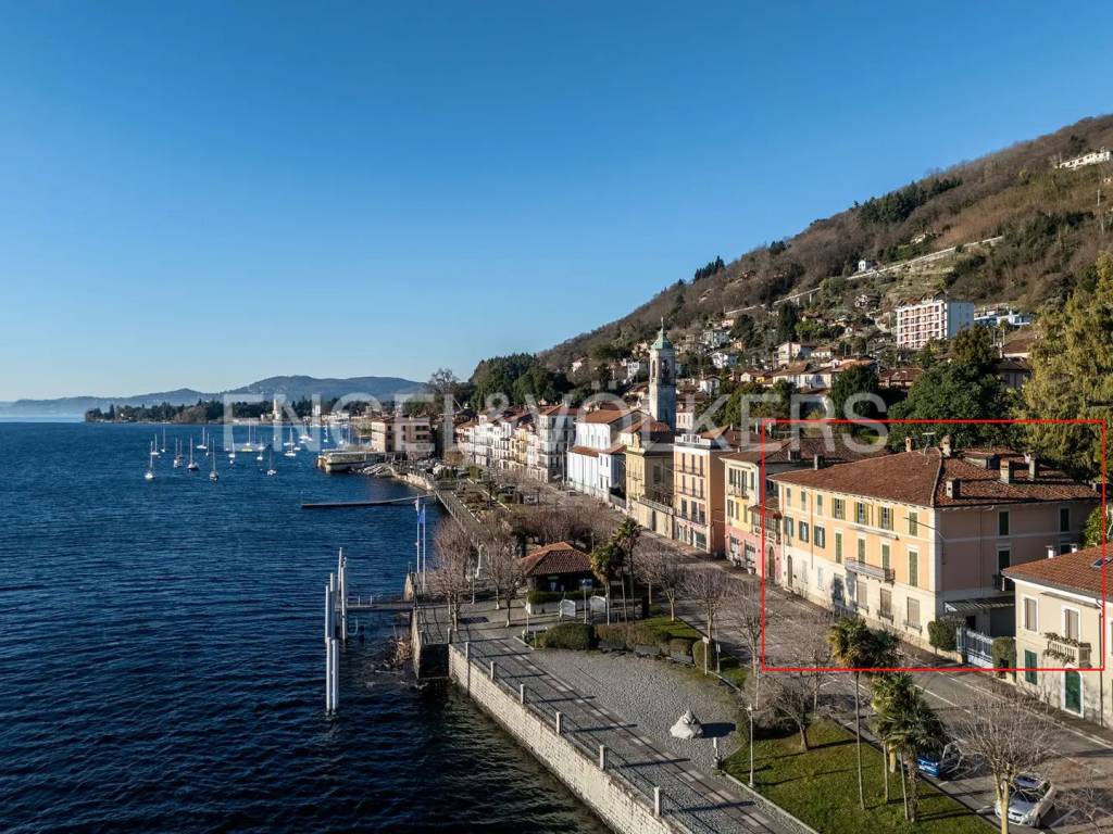 Villa a Belgirate in Via Giuseppe Mazzini, 89 - Foto 2