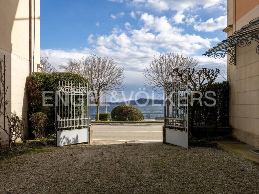 Villa a Belgirate in Via Giuseppe Mazzini, 89 - Foto 3