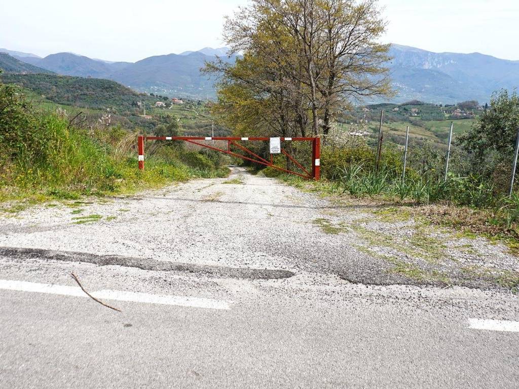 Terreno a Montecorvino pugliano in Via Macchia Morese - Foto 2