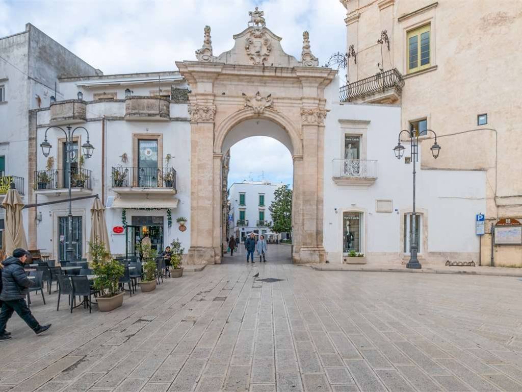Palazzo / stabile a Martina franca in Martina - Foto 3