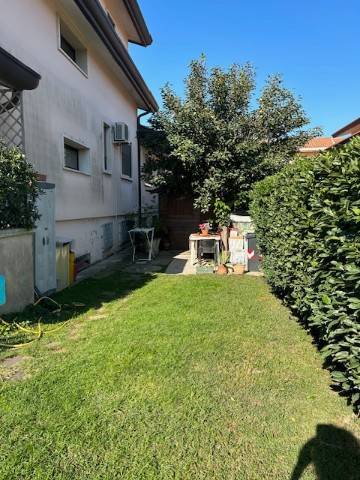Villa a Rosolina in Via 1 Maggio, 24 - Foto 2