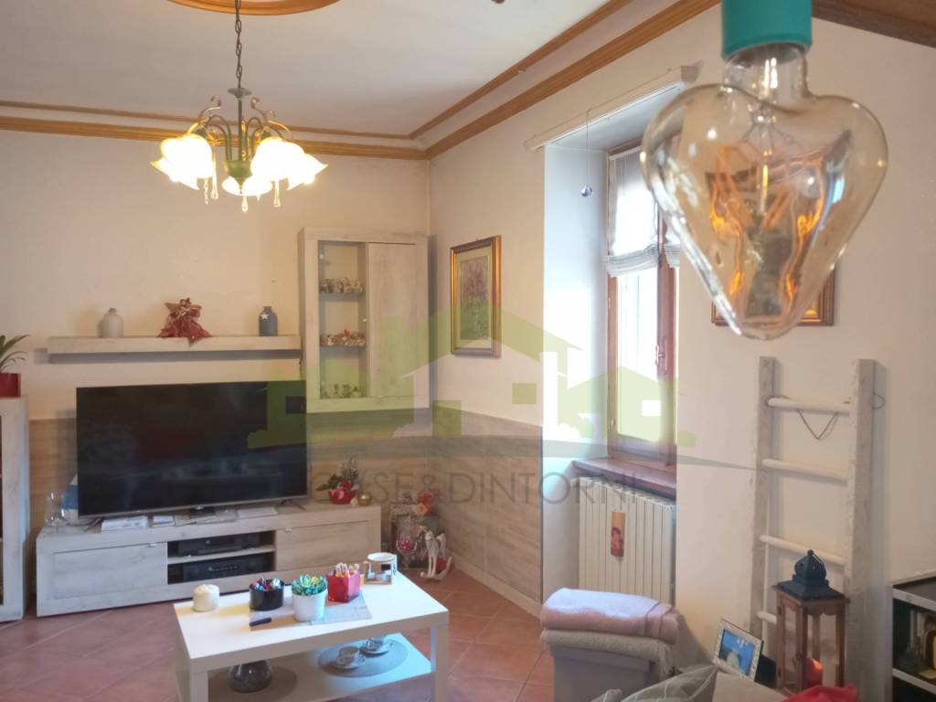 Casa indipendente a Borgosesia in via piemonte, 52 - Foto 2