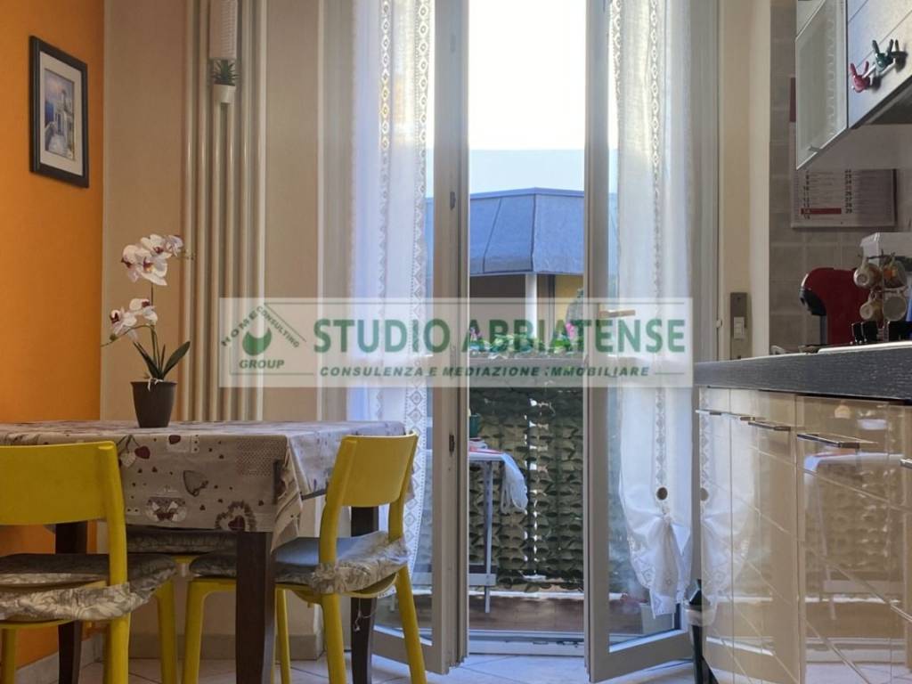 Appartamento a Abbiategrasso in Via Giovanni Segantini, 7 - Foto 4