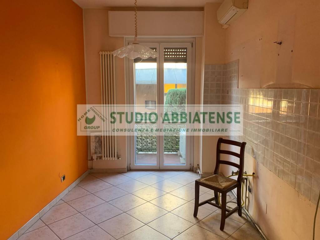 Appartamento a Abbiategrasso in Via Giovanni Segantini, 7 - Foto 5