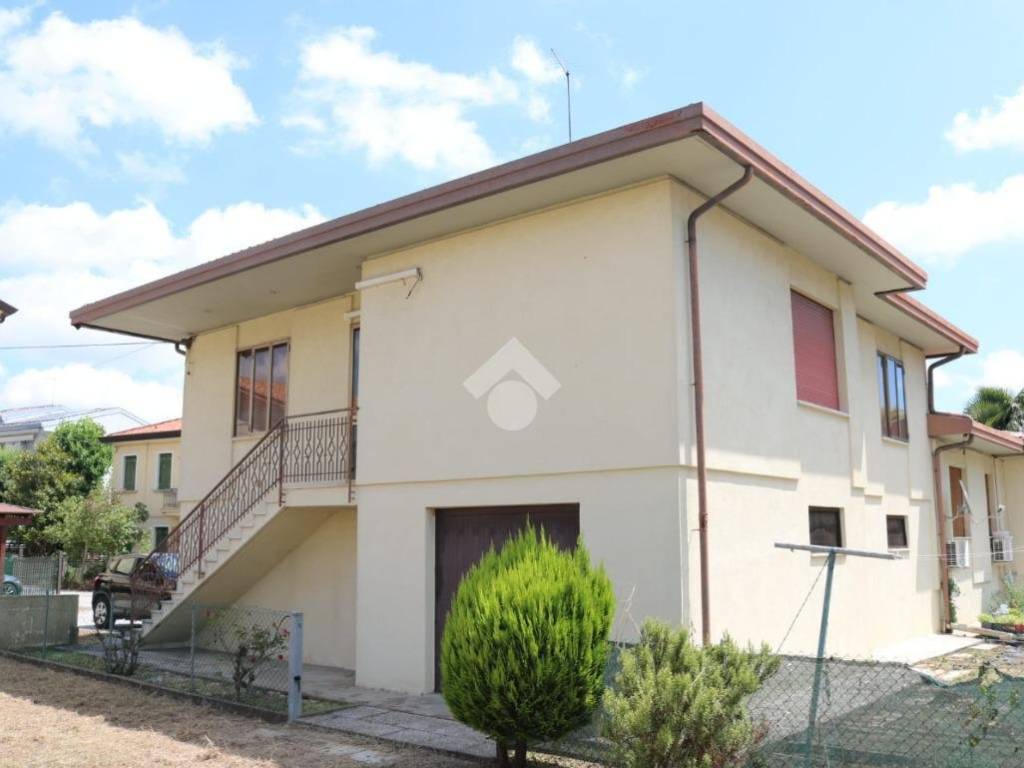 Casa indipendente a Spinea in Via Fornase - Foto 2