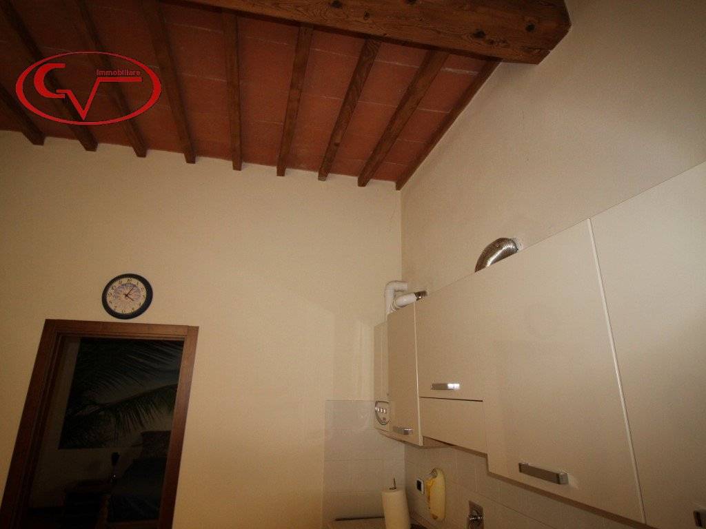 Appartamento a Montevarchi in Via Marzia - Foto 4