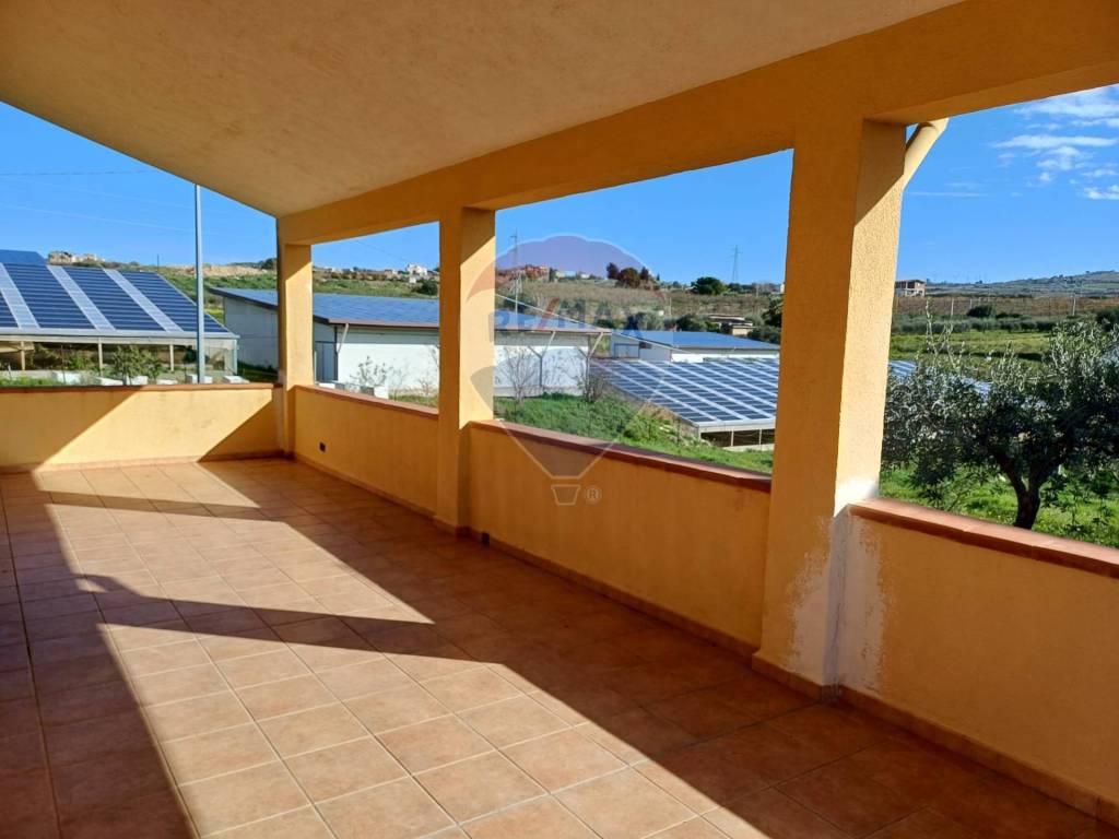 Villa a Favara in Via Calogero Lupo - Foto 2