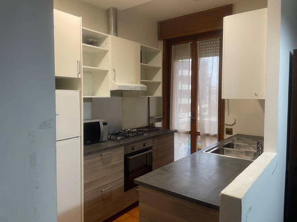 Appartamento a Piacenza in Via Leopoldo Cerri - Foto 3
