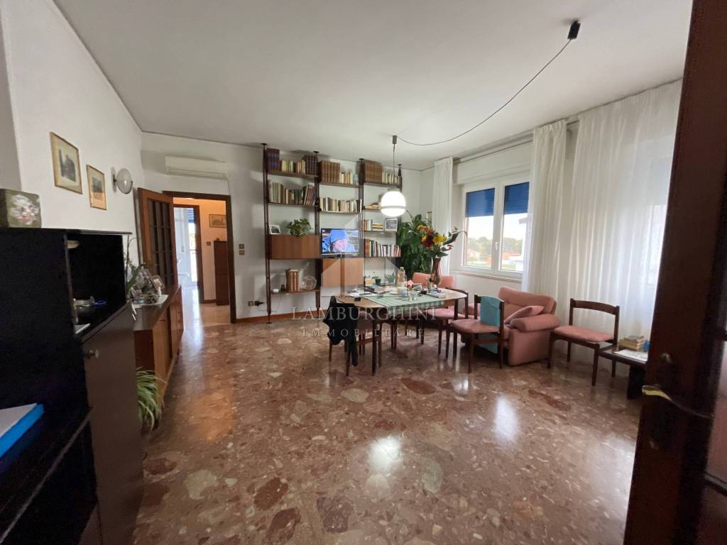 Appartamento a Ferrara in Via degli Olivetani - Foto 3