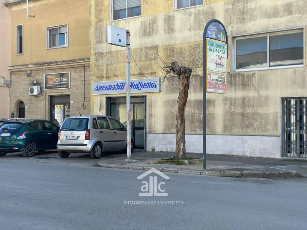 Immobile a Trepuzzi in via kennedy 74 - Foto 2