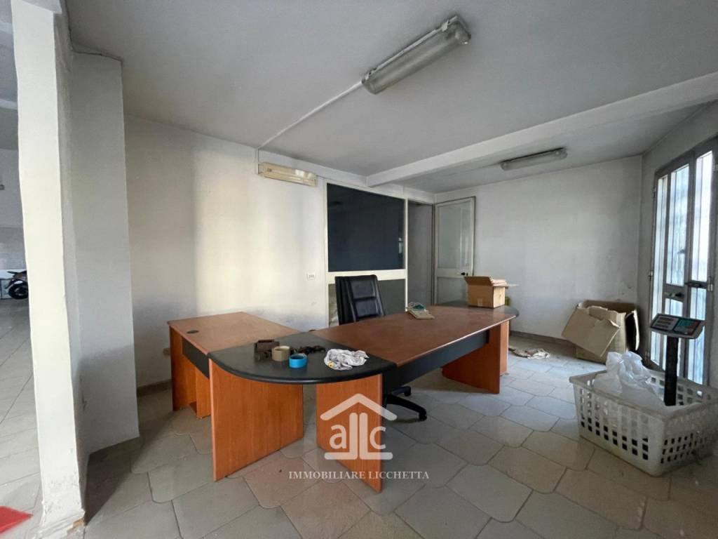 Immobile a Trepuzzi in via kennedy 74 - Foto 4