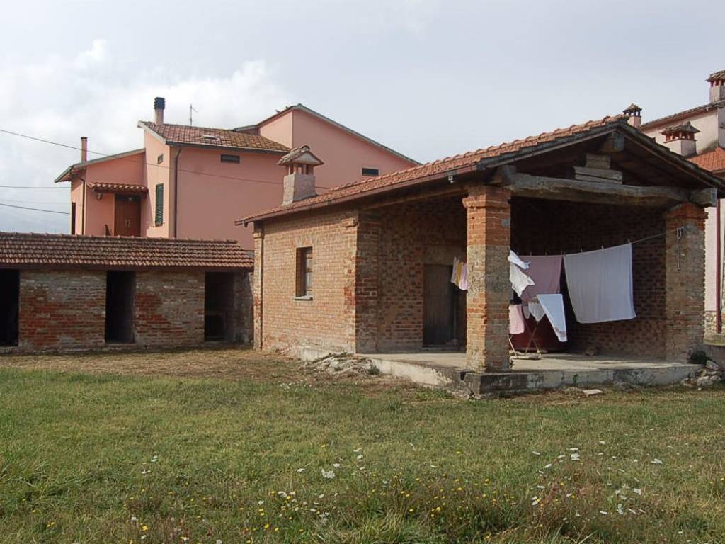 Casa indipendente a Castiglione del lago in Località Palazzetta - Foto 4