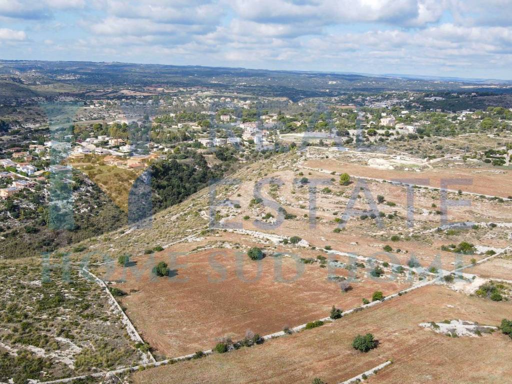 Terreno a Avola in Via del Calesse, 37 - Foto 2