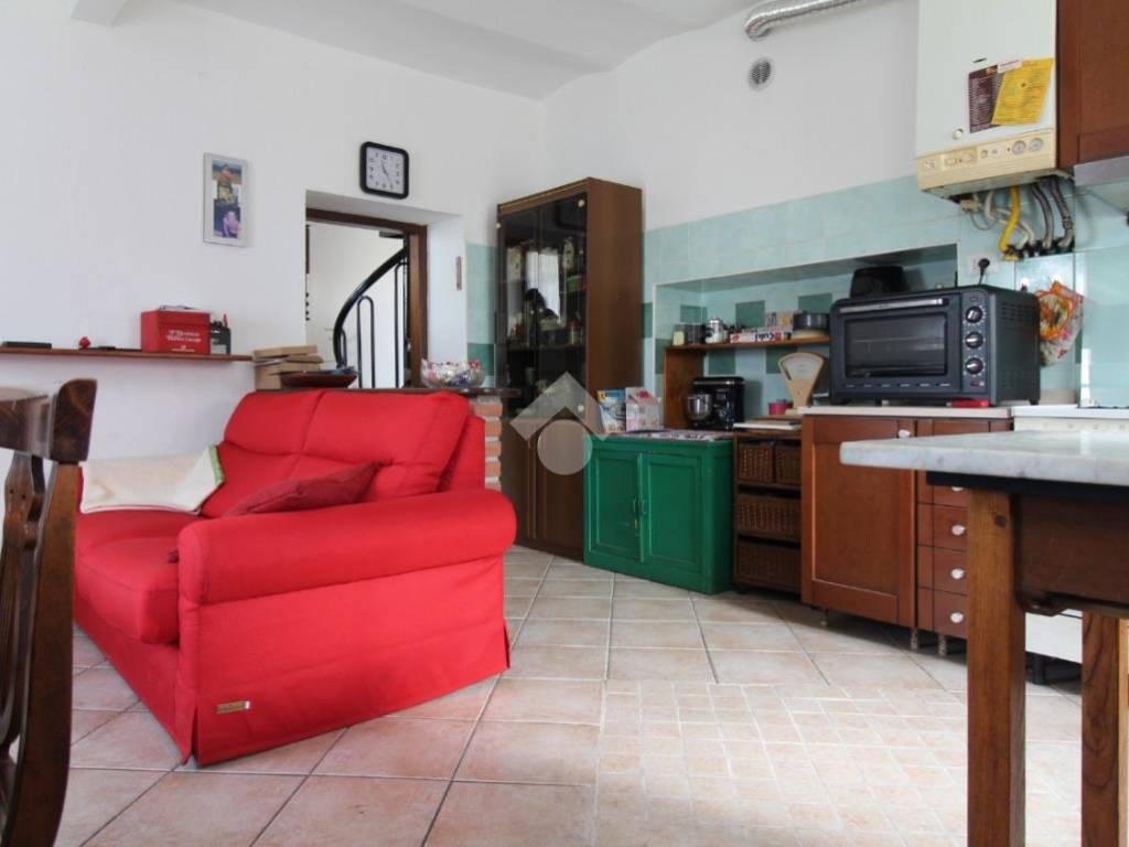 Casa indipendente a Divignano in Via mora e gibin, 5 - Foto 4