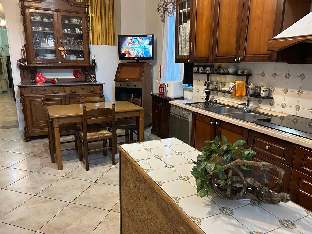 Appartamento a Cosenza in Via Giuseppe Marini Serra, 21 - Foto 5