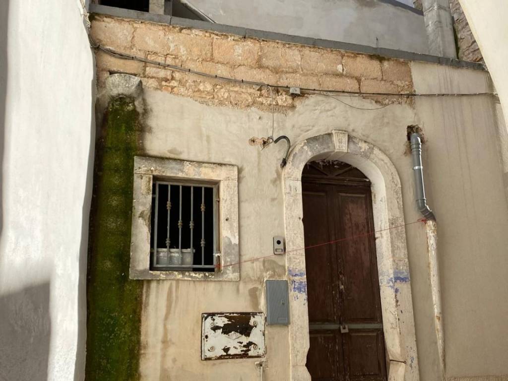 Palazzo / stabile a Turi in Via Arco Palmisano, 25 - Foto 4