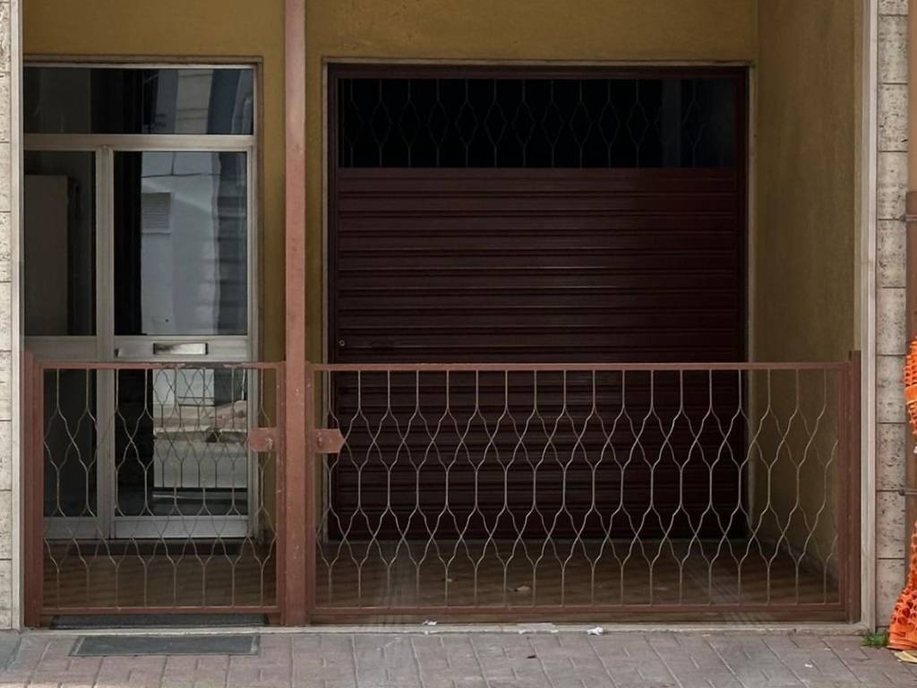 Box / garage a Andria in Via Barletta, 90 - Foto 2