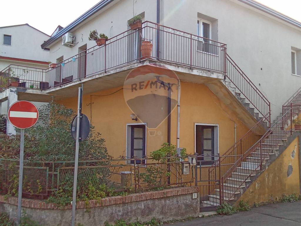 Casa indipendente a Trecastagni in VIA MAZZINI, 61 - Foto 3