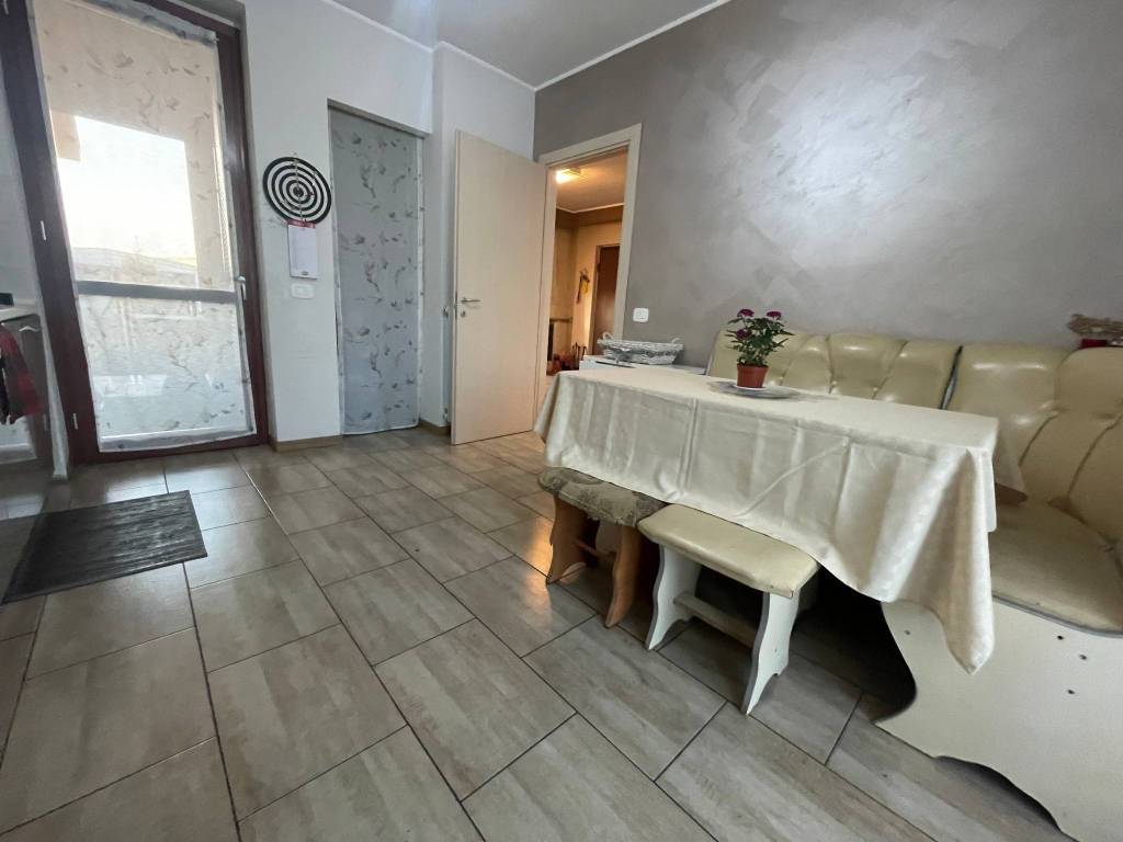 Appartamento a Borgaro torinese in Via delle Magnolie, 36 - Foto 4