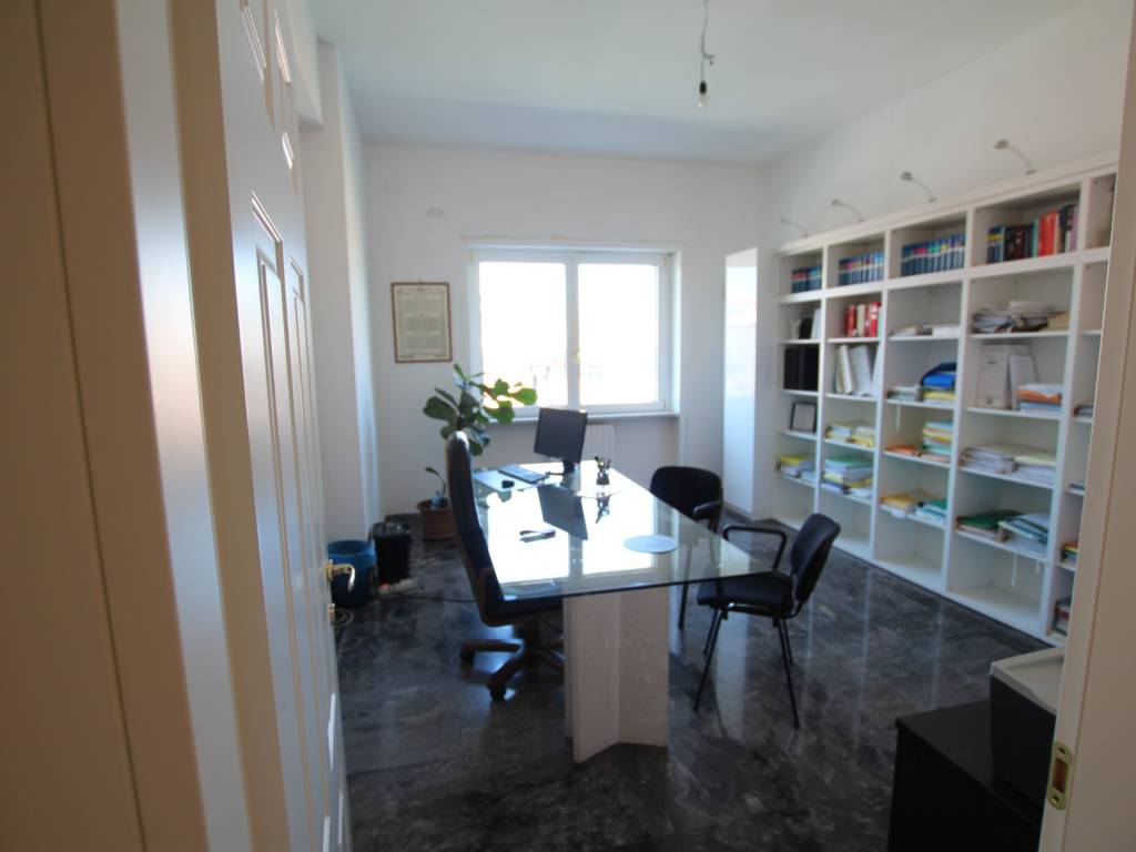 Appartamento a Foggia in VIA PIAVE - Foto 2