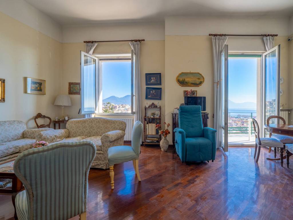 Appartamento a Napoli in Via del Parco Grifeo, 6 - Foto 2