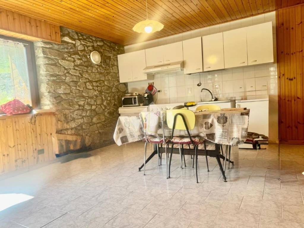 Appartamento a Valpelline in Via Semon - Foto 2