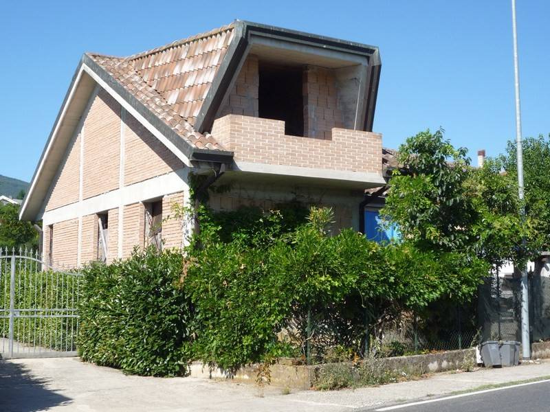 Villa a Ceccano in Via Gaeta, 222 - Foto 4