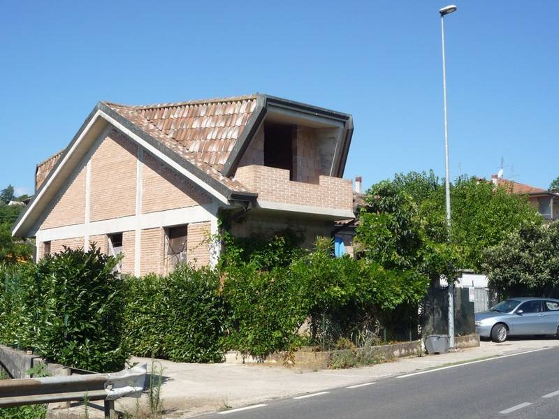 Villa a Ceccano in Via Gaeta, 222 - Foto 5