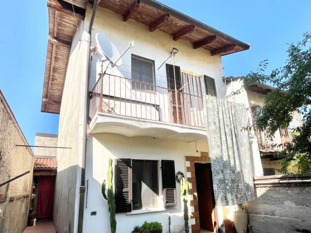 Casa indipendente a Stroppiana in Via Bernardino Palestro, 39 - Foto 3