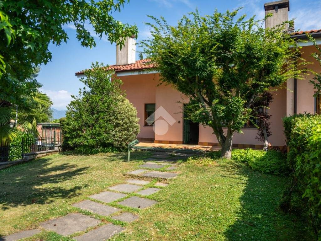 Villa a Saluzzo in Via dei camini, 32 - Foto 2