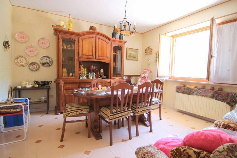 Villetta a schiera a Cagnano amiterno in Via dei Falegnami - Foto 3