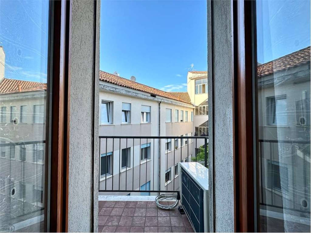 Appartamento a Venezia in Via Jacopo Nani - Foto 3
