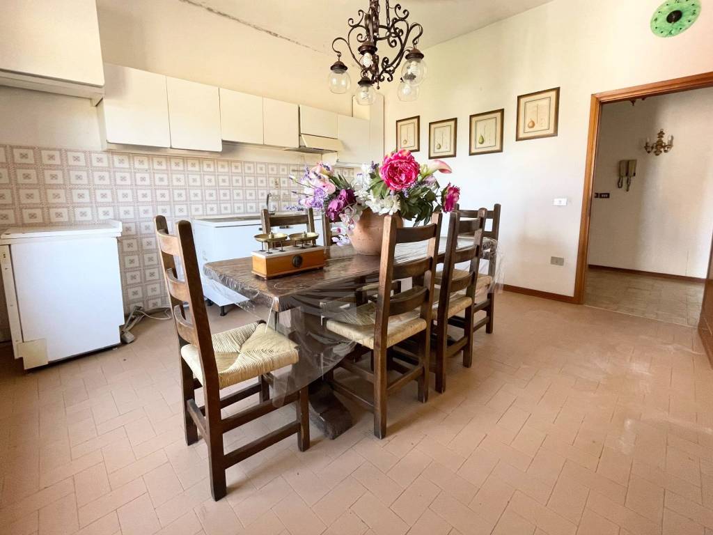 Appartamento a Montemurlo in Via Riva - Foto 4