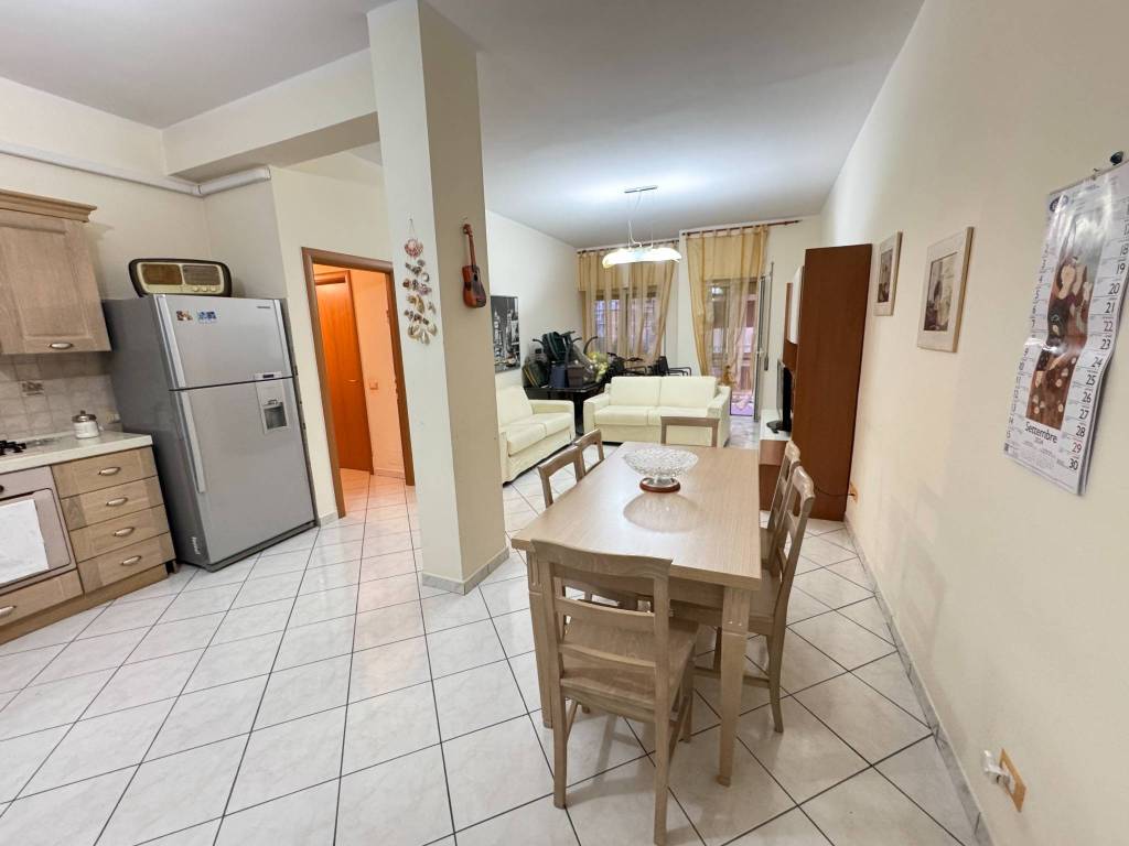 Appartamento a Terracina in Via Sicilia - Foto 3