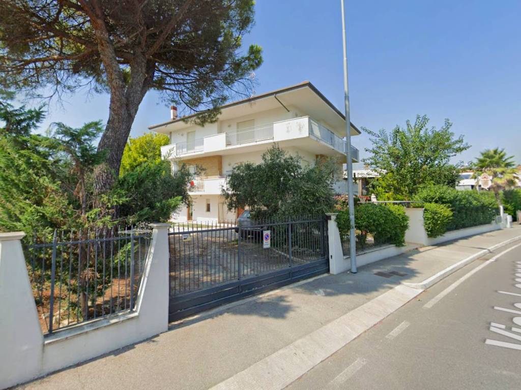 Villa a Rimini in Viale Losanna, 37 - Foto 4