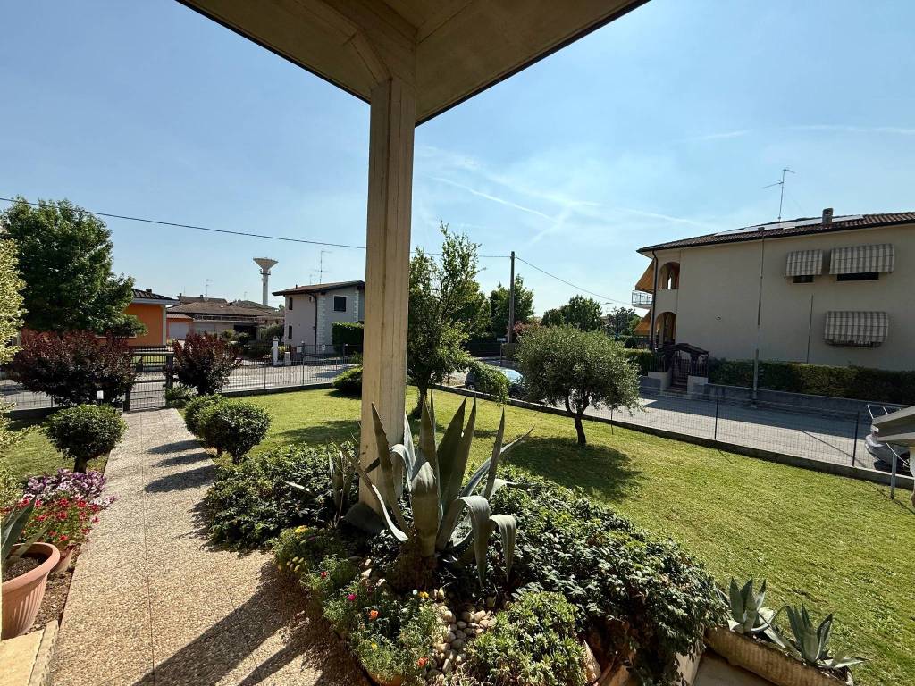Villa a Comezzano-cizzago in Via Giuseppe Zanardelli - Foto 4