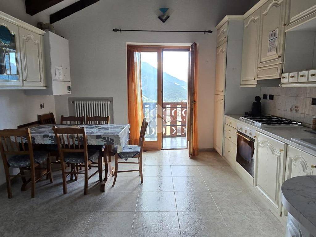 Casa indipendente a Aosta in Frazione excenex, 47 - Foto 4