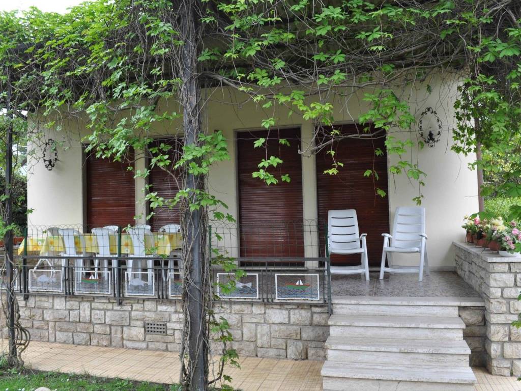 Villa a Forte dei marmi in Via Fratelli Barberi - Foto 2