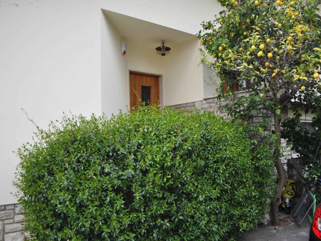 Villa a Forte dei marmi in Via Fratelli Barberi - Foto 3