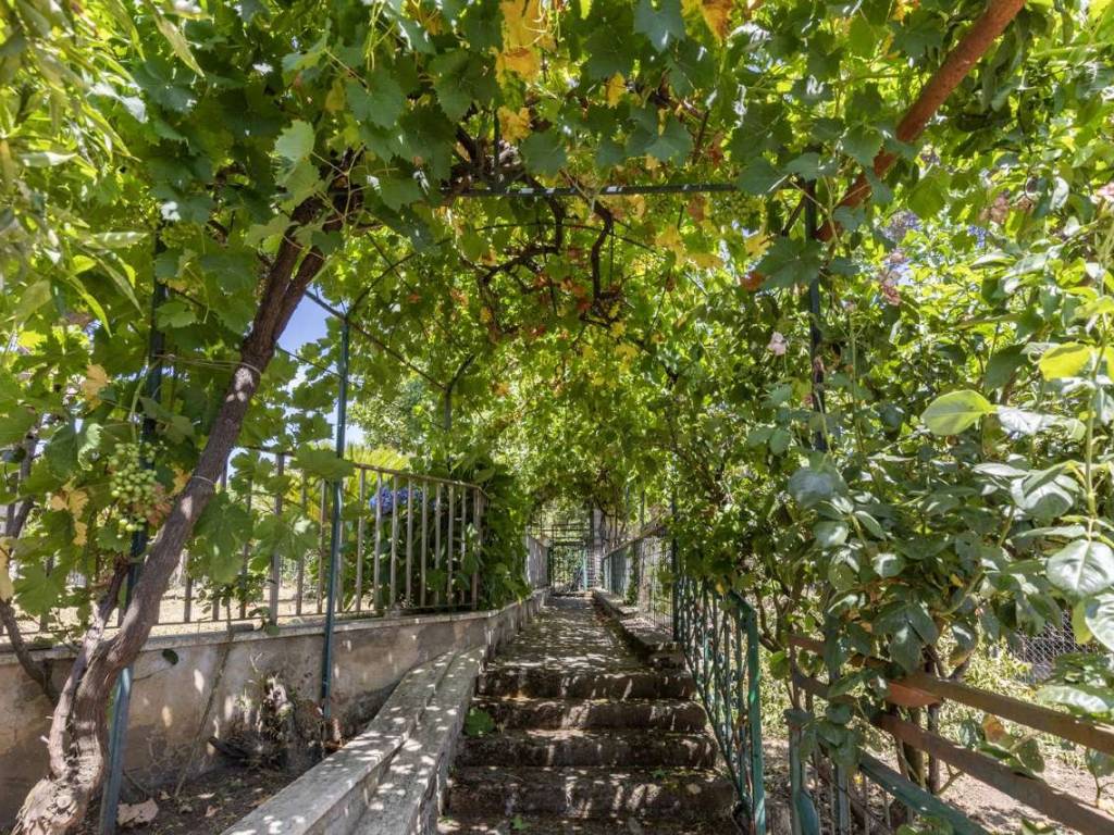 Villa a Genzano di roma in via giorgio morandi - Foto 3