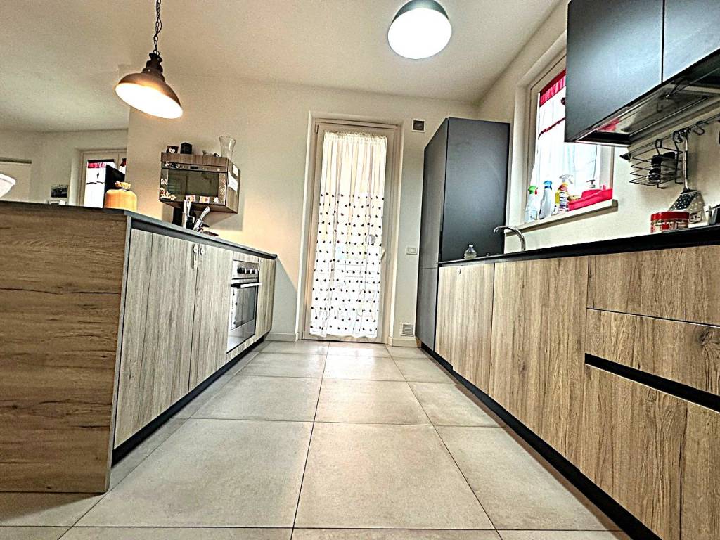 Villa a Camaiore in Via 12 Agosto - Foto 4