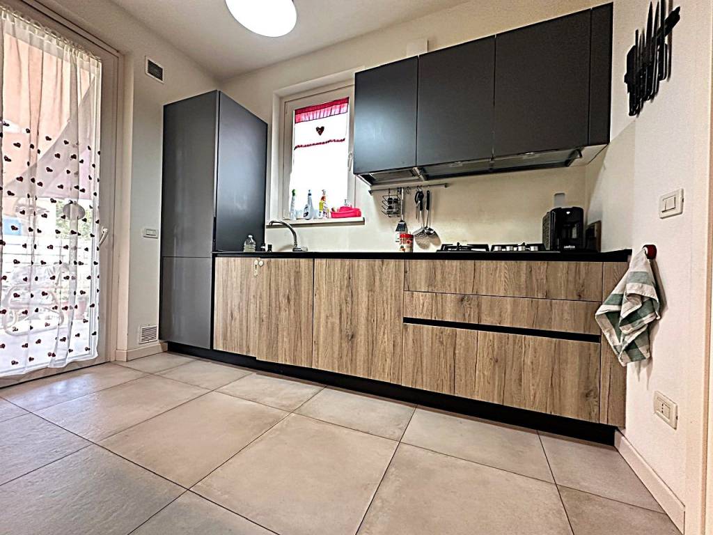 Villa a Camaiore in Via 12 Agosto - Foto 5