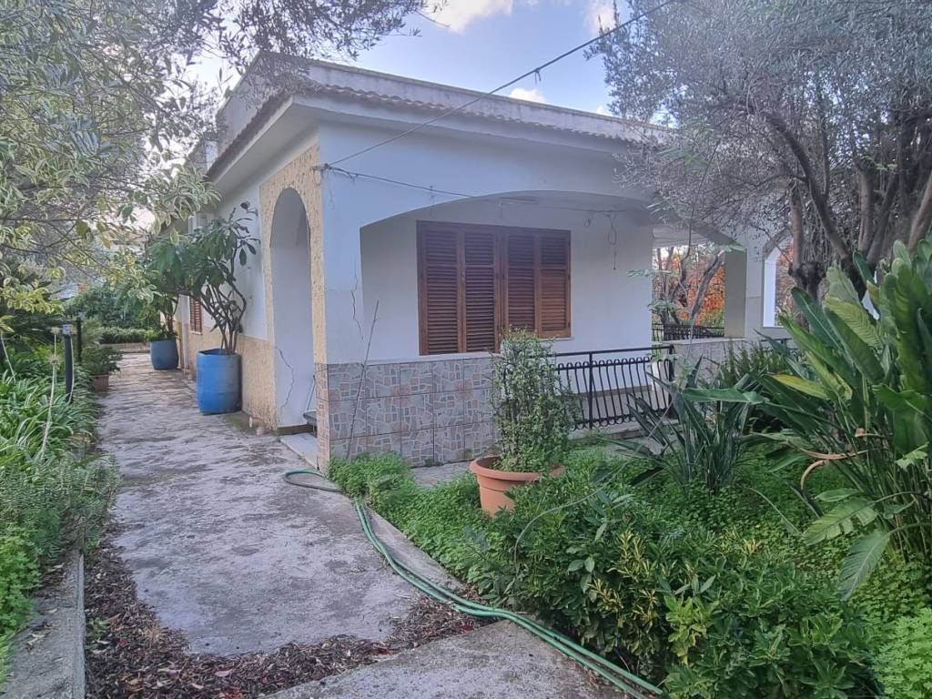 Villa a Carini in Via Milazzo, 13 - Foto 5
