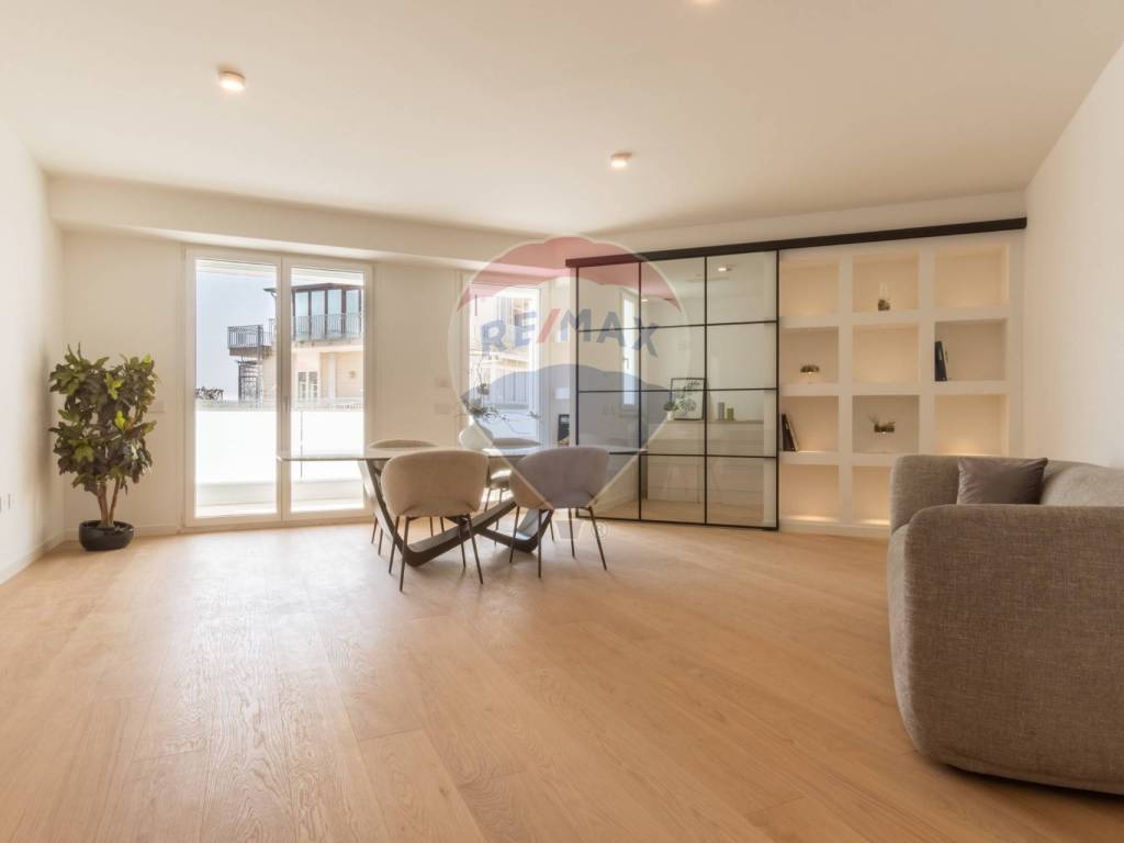 Appartamento a Cagliari in via della Pineta, 209 - Foto 2
